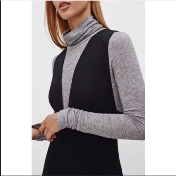 Aritzia Wilfred Black Montbrun Deep-V Plunge Dress Black Size 6 - Picture 3 of 11